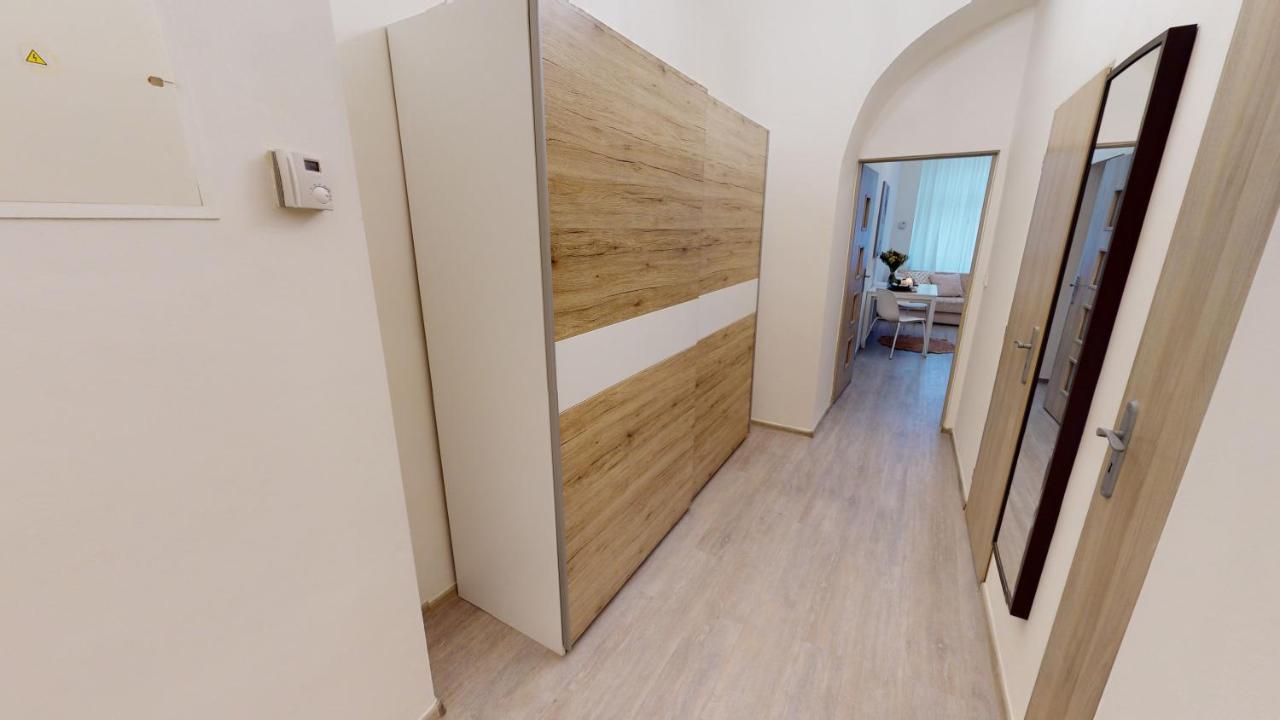 Apartmán Viaducto De Karlin - Aparment *